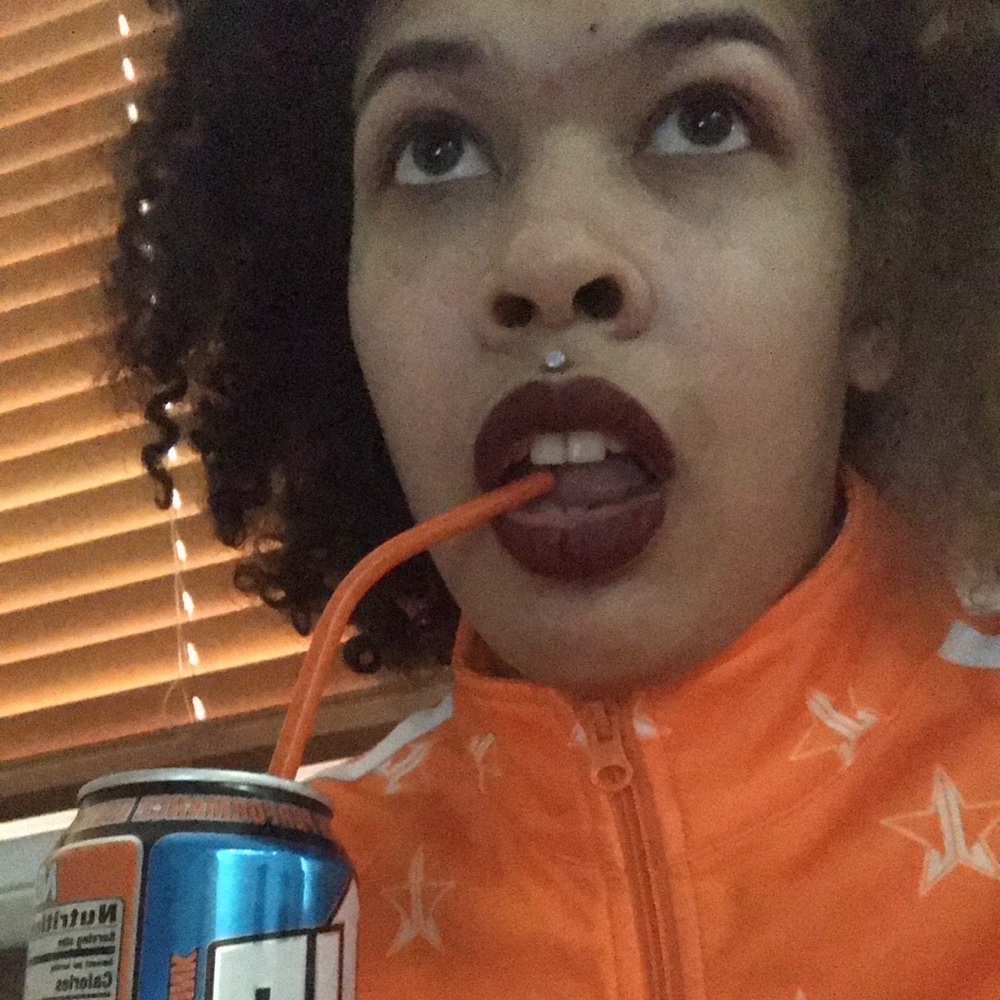 Meet your Posher, Khadijah